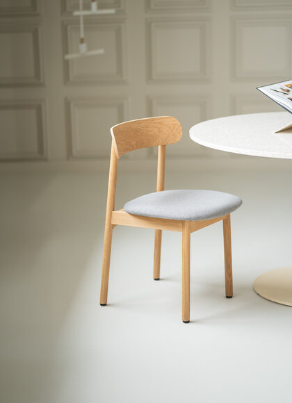 Gestoffeerde eetkamerstoelen