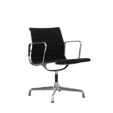 Eames EA108 stoel zwart (verkleurd) hopsak Vitra